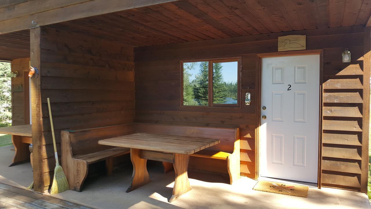 Bridge Lake Wettstone Guest Ranch B&B 외부 사진